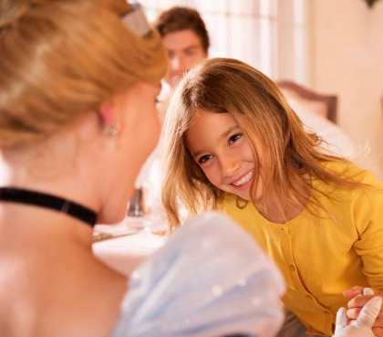 Ontmoet de Disneyland Prinsessen figuren in het Disneyland Park