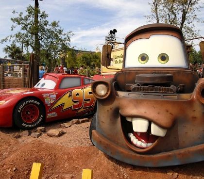cars quatre roues rallye attractie disneyland