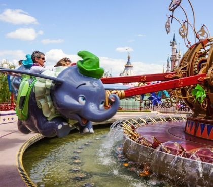eindeloos plezier in dumbo the flying elephant attractie
