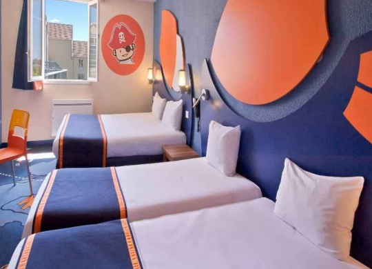 Gunstig arrangement inclusief ontbijt partnerhotel Disneyland