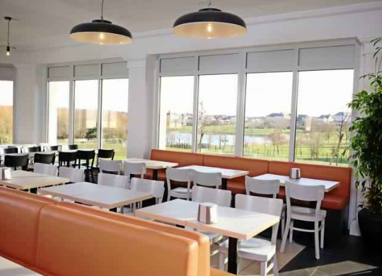 Ontbijt en diner in Hotel B&B